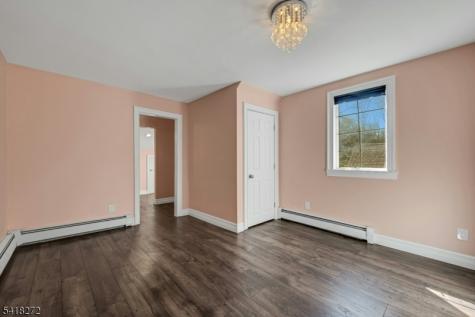 21 Hewlett Road Montville NJ 07082