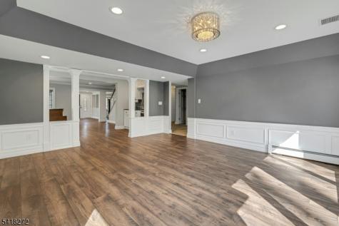 21 Hewlett Road Montville NJ 07082