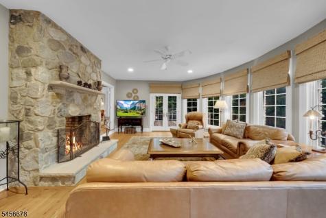 7 Barnsdale Road North Caldwell NJ 07006
