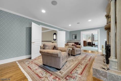 7 Barnsdale Road North Caldwell NJ 07006