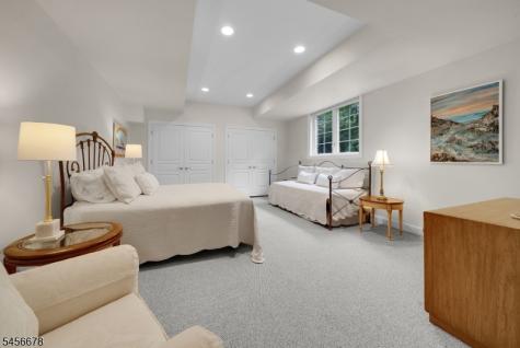 7 Barnsdale Road North Caldwell NJ 07006