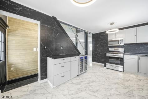 67 Maple Avenue West Orange NJ 07052