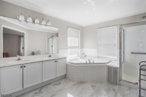 48 Saxton Drive Hackettstown NJ 07840