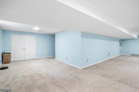 48 Saxton Drive Hackettstown NJ 07840