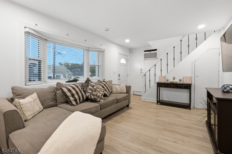 62 Pinetree Drive Sayreville NJ 08859