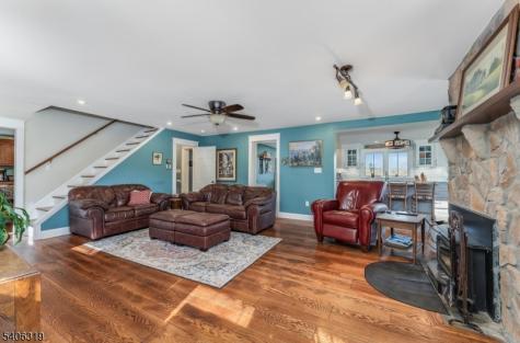 21 Frontage Road Blairstown NJ 07825