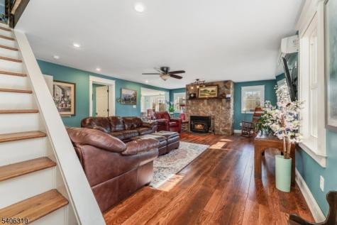 21 Frontage Road Blairstown NJ 07825