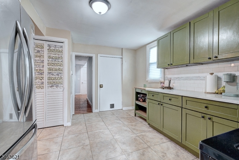 64 Norwood Street Newark NJ 07106
