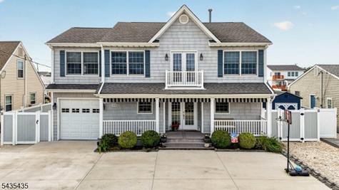 378 Bayview Avenue Berkeley NJ 08721