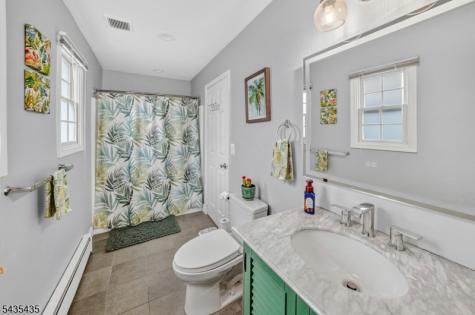 378 Bayview Avenue Berkeley NJ 08721