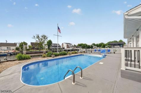 378 Bayview Avenue Berkeley NJ 08721