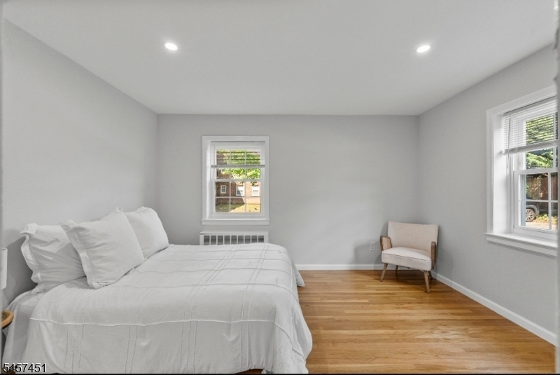 63 Forest Hill Parkway Newark NJ 07104