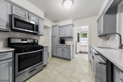 166 Midland Avenue Glen Ridge Boro NJ 07028