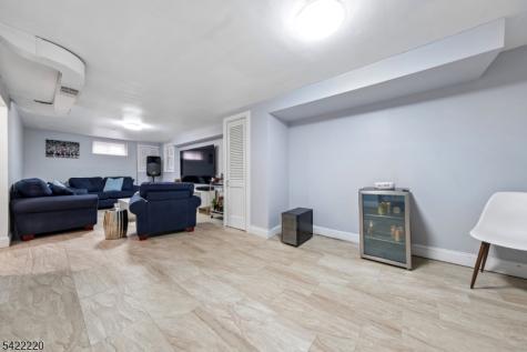 1269 Crescent Avenue Roselle NJ 07203