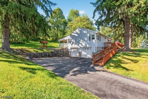 557 Rockport Road Mansfield NJ 07840