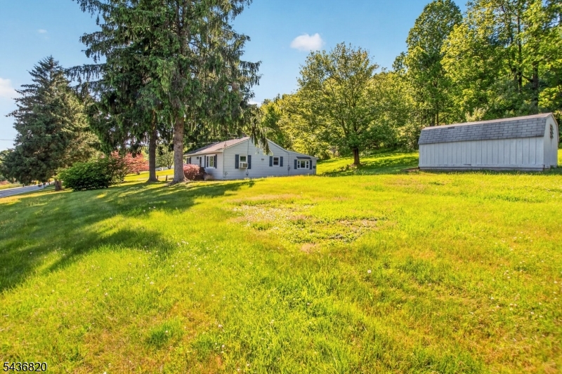 557 Rockport Road Mansfield NJ 07840
