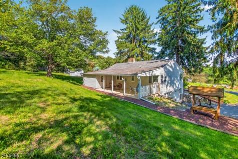557 Rockport Road Mansfield NJ 07840