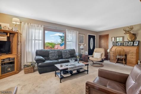 557 Rockport Road Mansfield NJ 07840