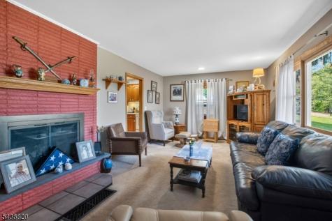 557 Rockport Road Mansfield NJ 07840