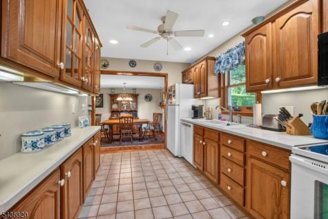 557 Rockport Road Mansfield NJ 07840