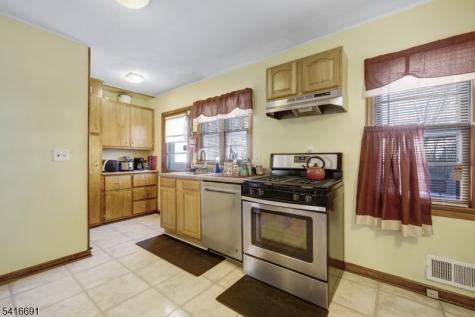 232 Laurel Avenue Maplewood NJ 07040