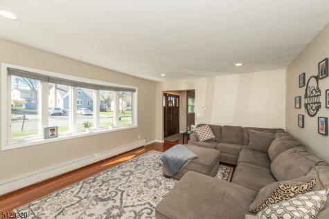 21 Carrol Street Fairfield NJ 07004