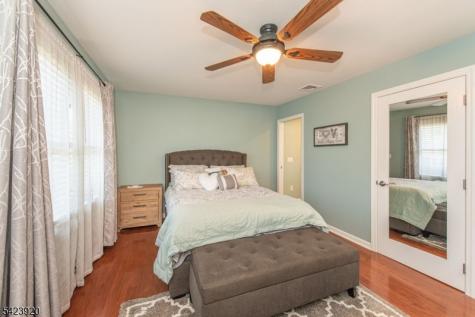 21 Carrol Street Fairfield NJ 07004