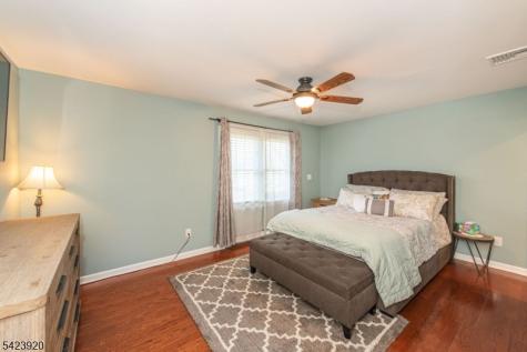 21 Carrol Street Fairfield NJ 07004