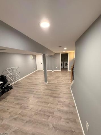 555 Hussa Street Linden NJ 07036