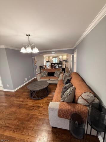 555 Hussa Street Linden NJ 07036