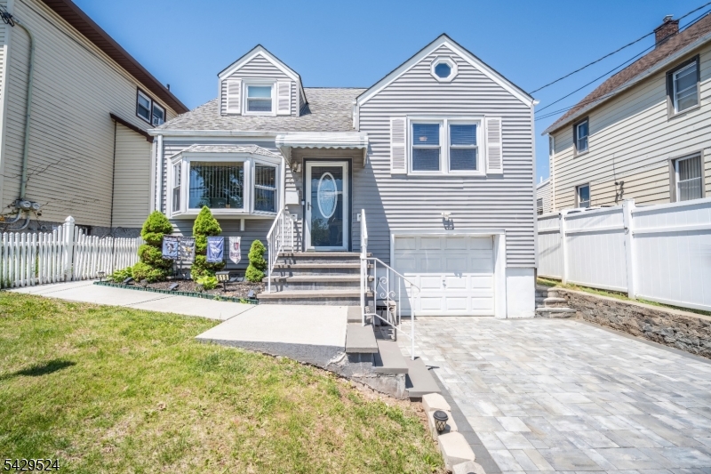 619 Essex Avenue Linden NJ 07036