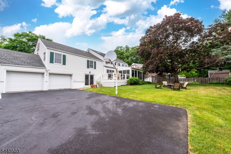 26 Cornell Way Montclair NJ 07043