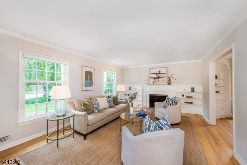 26 Cornell Way Montclair NJ 07043