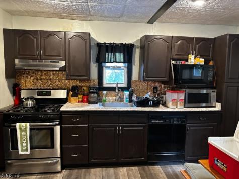 458 N Walnut Street East Orange NJ 07017