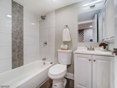 236 Franklin Street Elizabeth NJ 07206