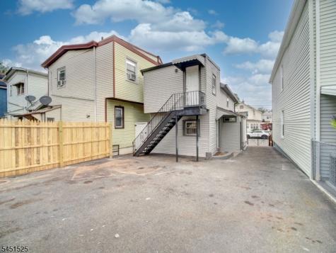 236 Franklin Street Elizabeth NJ 07206