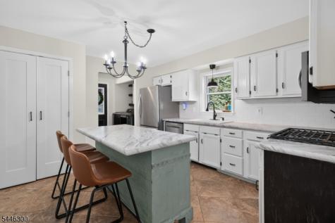 64 Valley Road Butler NJ 07405