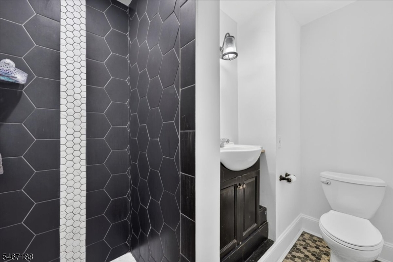 603 Lincoln Boulevard Middlesex NJ 08846