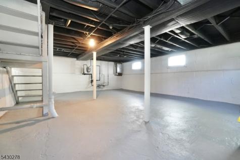 65 E Almira Street Bloomfield NJ 07003