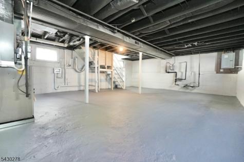 65 E Almira Street Bloomfield NJ 07003