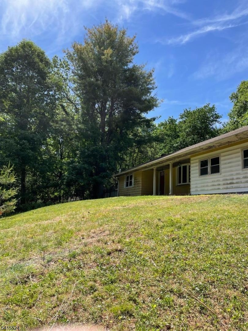 150 Karrville Road Mansfield NJ 07865