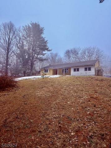 150 Karrville Road Mansfield NJ 07865