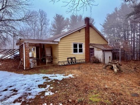 150 Karrville Road Mansfield NJ 07865