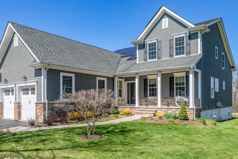 28 Bedford Drive Montgomery NJ 08558