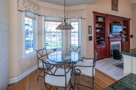 28 Bedford Drive Montgomery NJ 08558