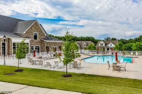 28 Bedford Drive Montgomery NJ 08558