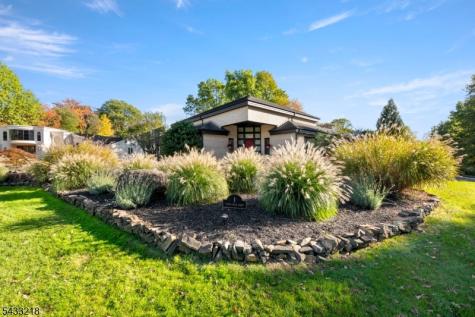 1 Timber Rock Court Cedar Grove NJ 07009