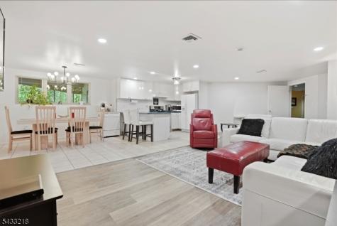 1 Timber Rock Court Cedar Grove NJ 07009