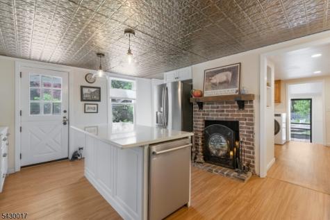1048 State Route 28 Branchburg NJ 08876
