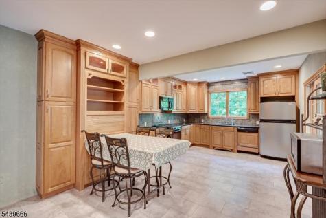 844 Milton Boulevard Rahway NJ 07065